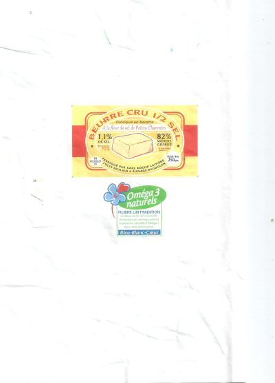 Beurre cru 1/2 sel fabriqué en baratte à la fleur de sel de Poitou-Charentes 79230 Brulain élevage Beaudouin 250g oméga 3 naturels FR 79..058.01 CE Poitou-Charentes France
2015-12-21